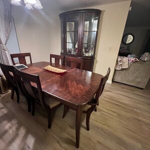 Classic Brown Dining Table Set